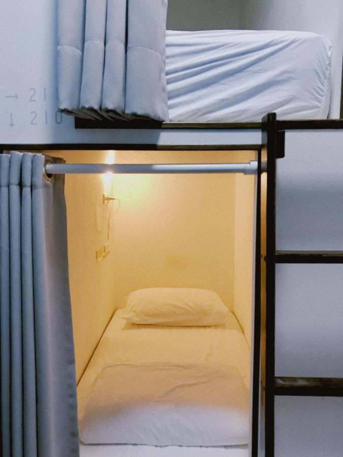 Plainstay Hostel Taipei Exteriör bild